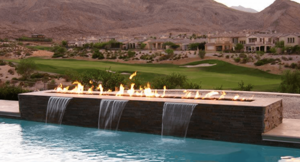 10-pool-fire-pit-and-fireplace-designs-your-guests-will-envy